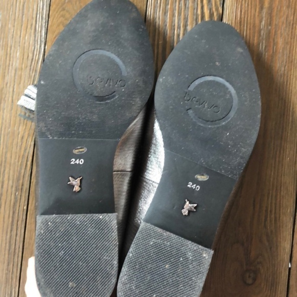 Bevivo Silver/black tasseled women’s slide loafers - Picture 4 of 8